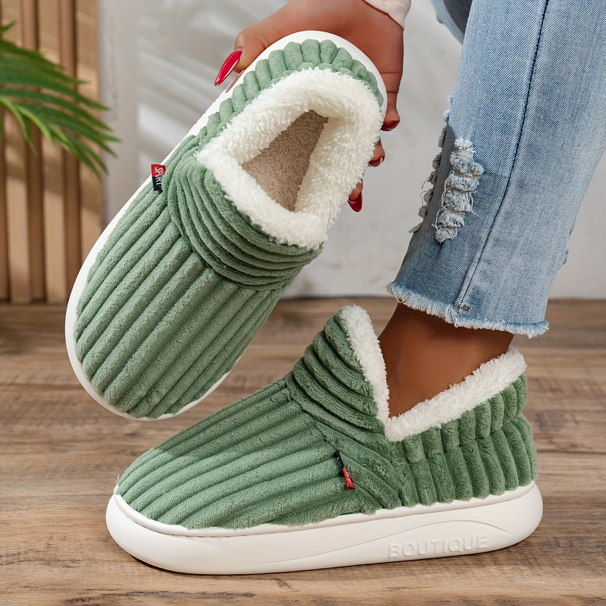 Green / 11 US