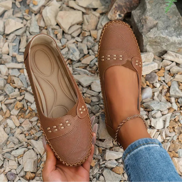 Brown / 12