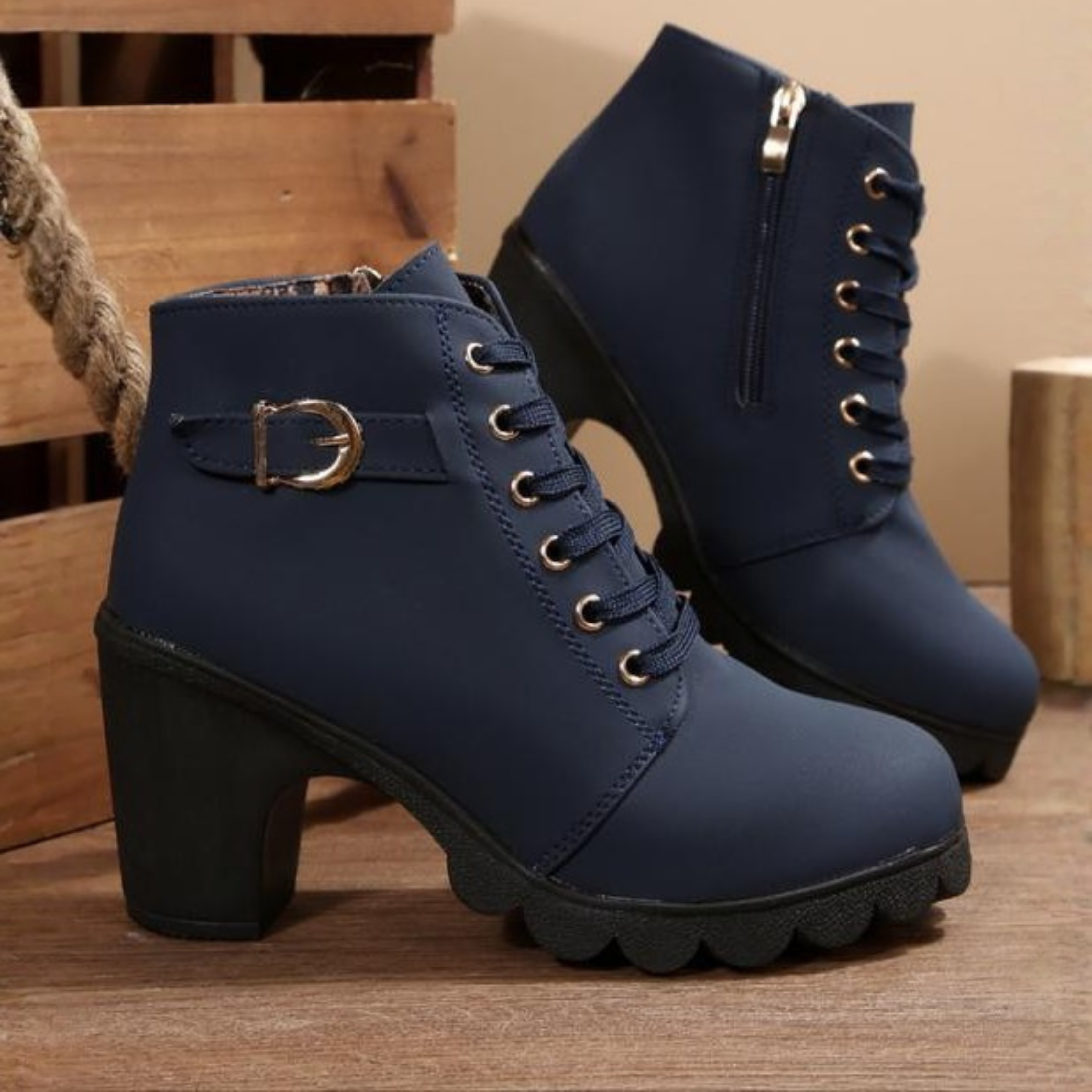 Blue / 11 US | 42 EU