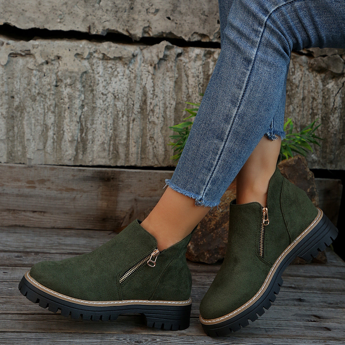 Green / 12 US | 43 EU