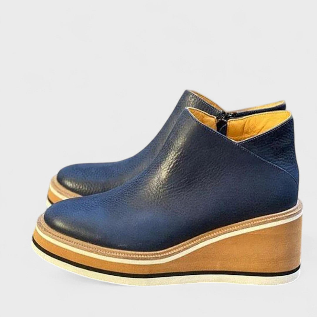 Blue / 12