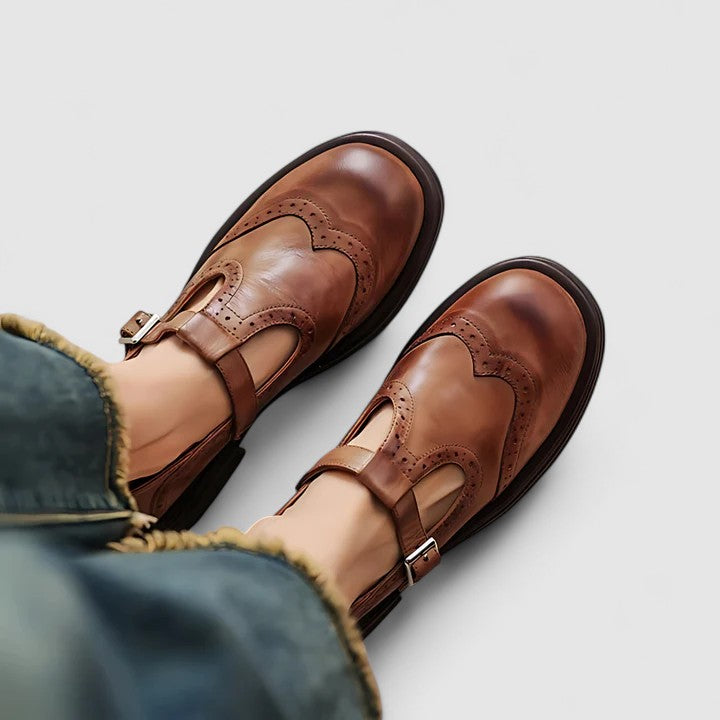 Brown / 11 US | 42 EU