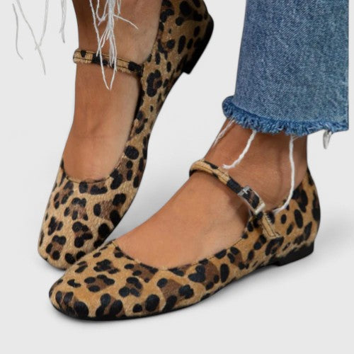 Leopard / 12 US | 43 EU
