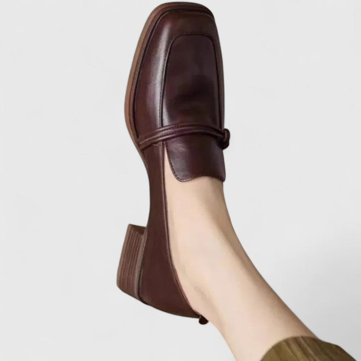 Brown / 11 US | 42 EU