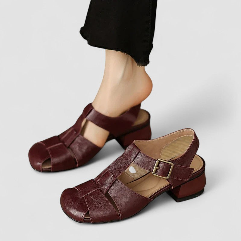 Brown / 12 US | 43 EU