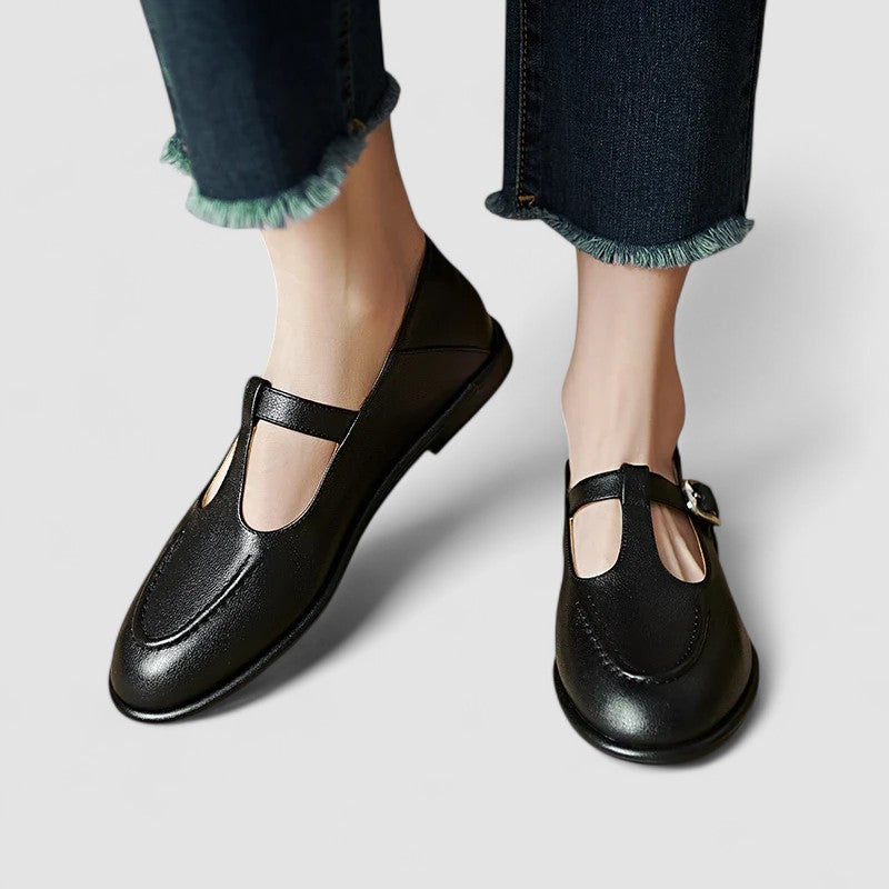 Black / 10 US | 41 EU