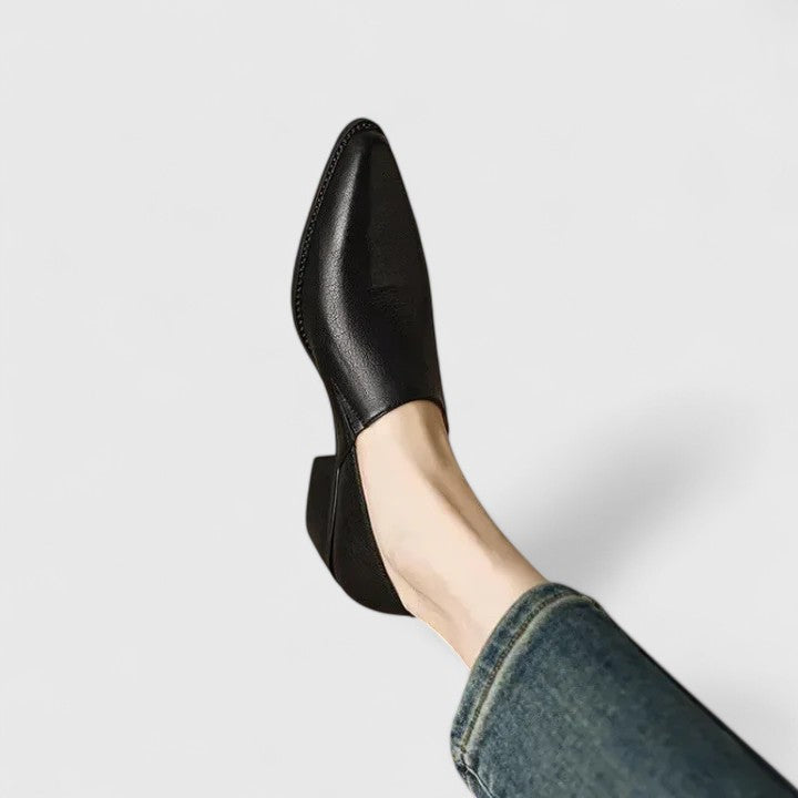 Black / 9 US | 40 EU