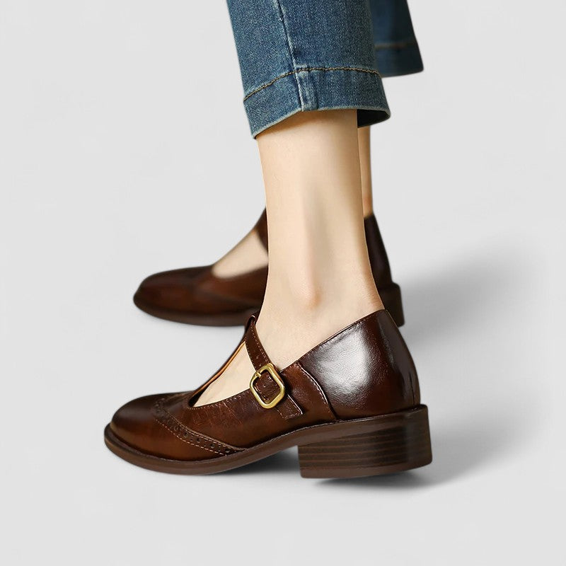 Brown / 12 US | 43 EU