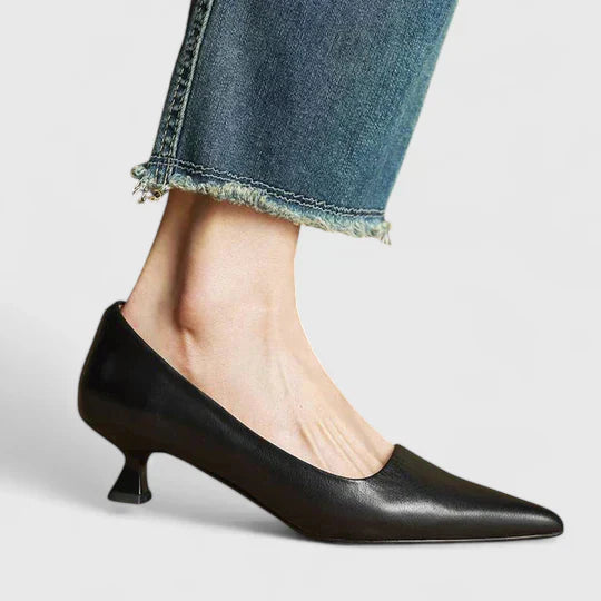 Black / 11 US | 42 EU