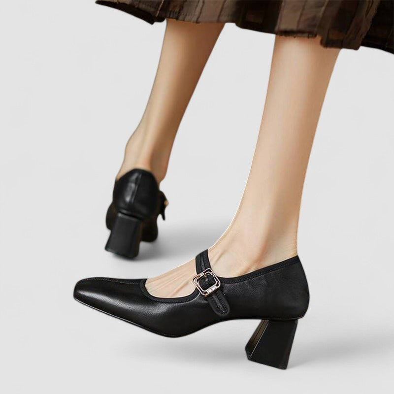 Black / 9 US | 40 EU